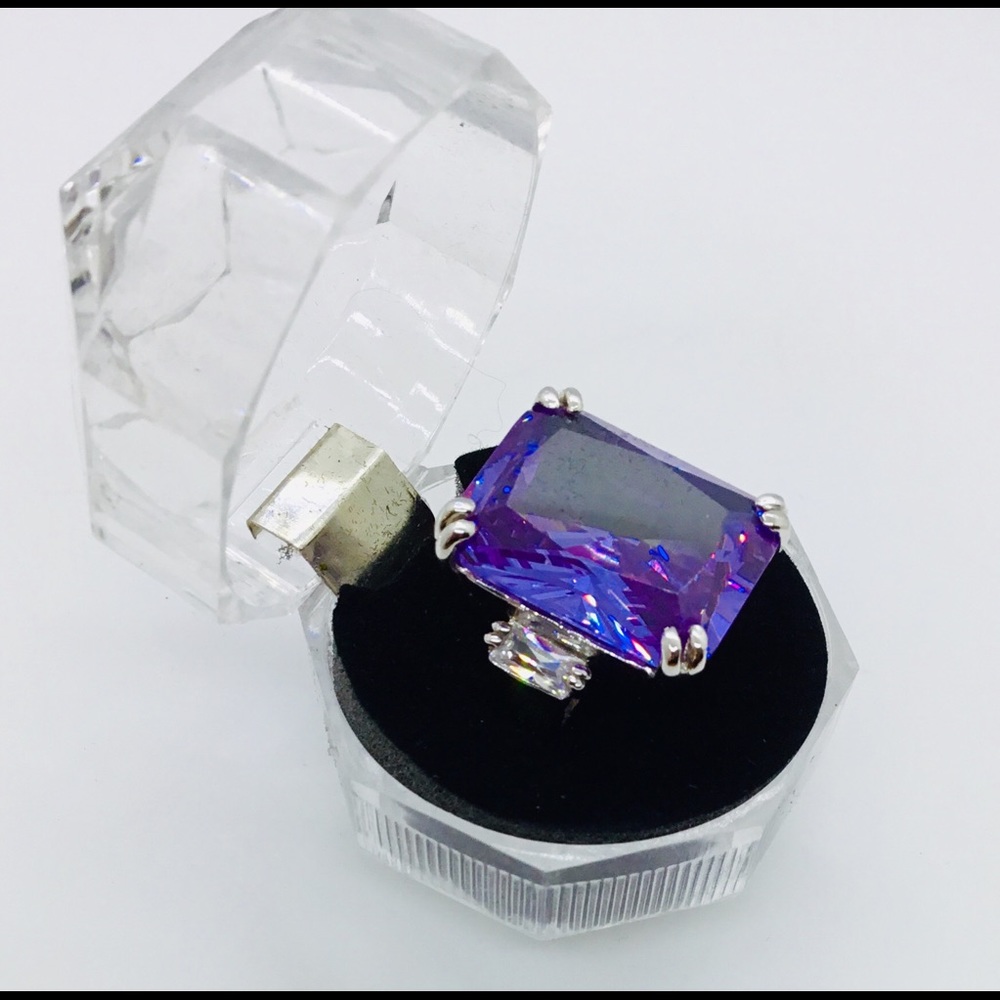 Charles Winston Ladies Cubic Zirconia Ring